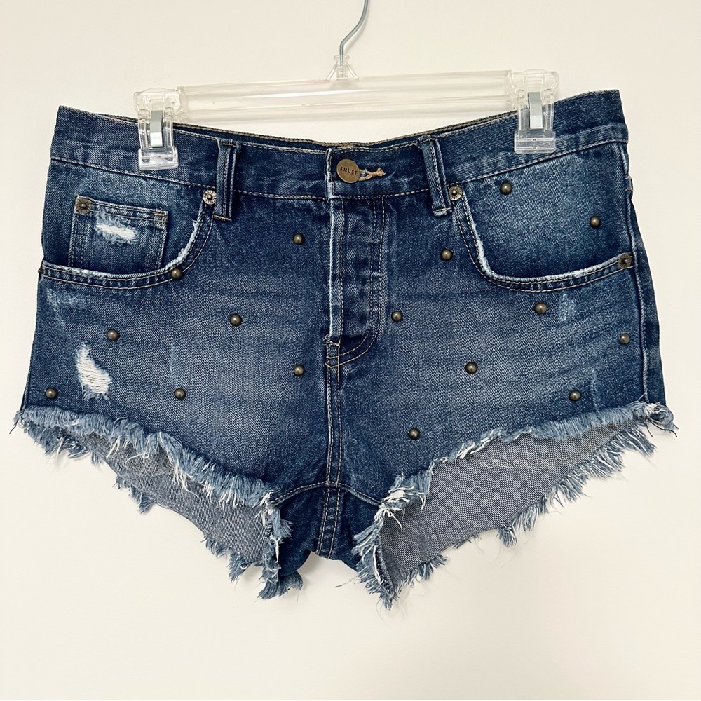 Amuse Society Frayed Hem Scenic Studded Cutoff Denim Shorts Jeans Women's 26